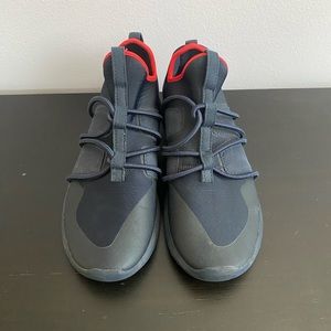 SKYE Footwear Shoe Men’s 12 Navy and Red No Tie